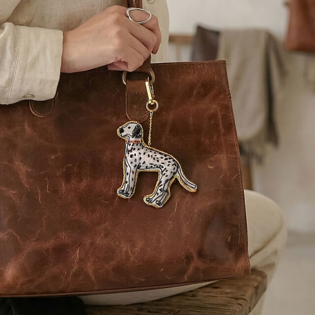 ザリ刺繍 キーホルダー 犬 猫 アニマル バッグチャーム ｜ ゼネラル