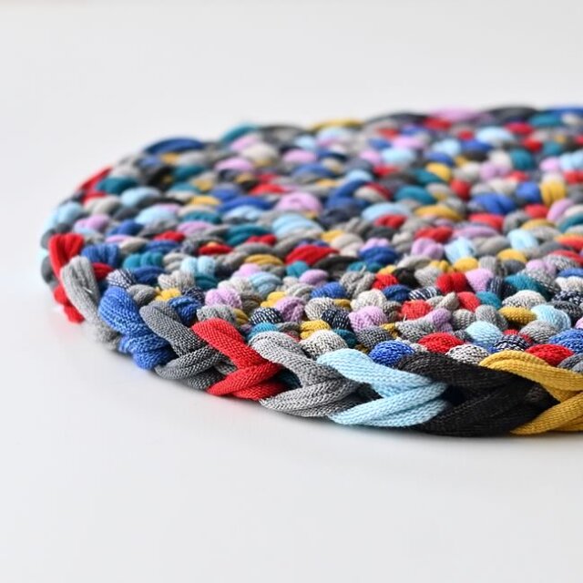 SOCK LOOP チェアマット 靴下ハギレの手編みチェアパッド｜ ゼネラル