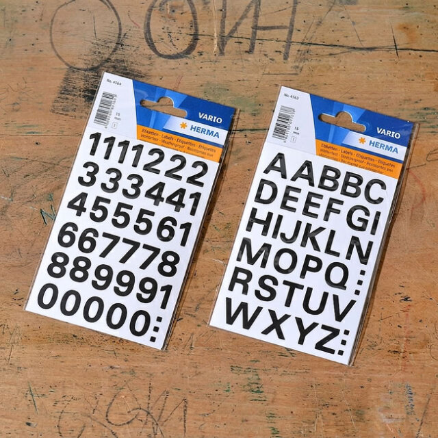 HERMA 切り抜き文字ラベル 15mm *