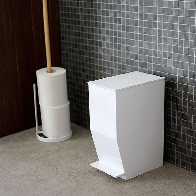 ペダル式トイレポット