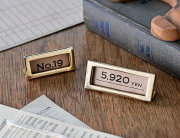 BRASS スタンド ネームプレート *