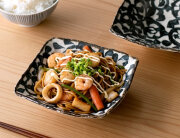 手書きたこ唐草 角型多用鉢