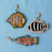 REEF 刺繍キーポーチ 魚モチーフのポーチ兼キーチャーム ｜ ゼネラル