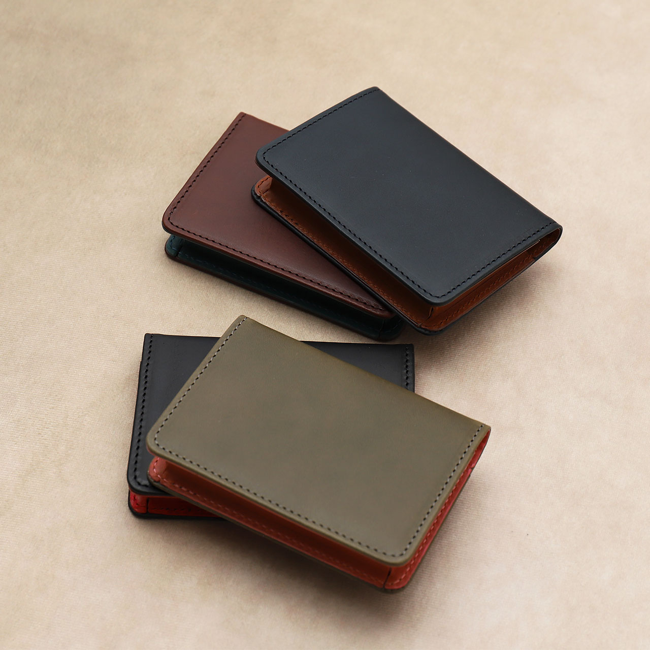 ミネルバリスシオ・カードケース