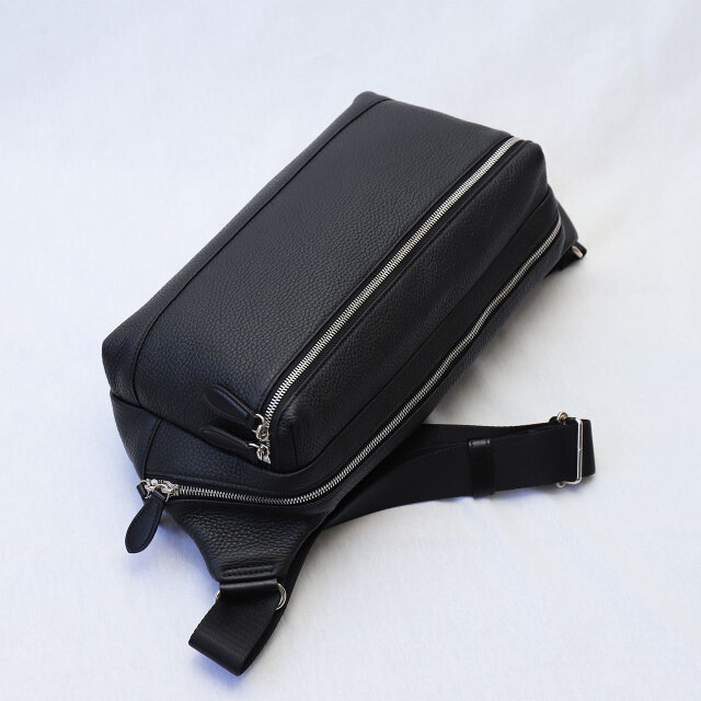 撥水レザーぼてぃバッグ