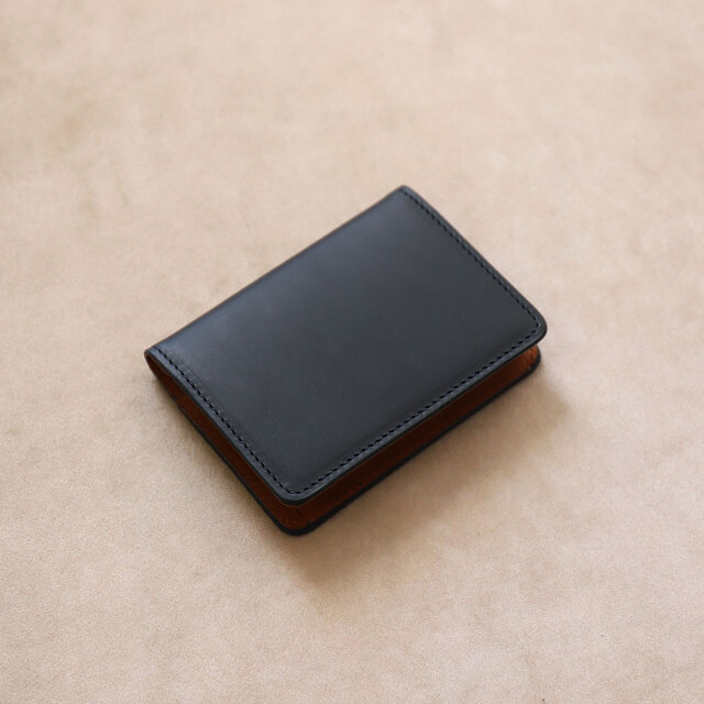 ミネルバリスシオ・カードケース