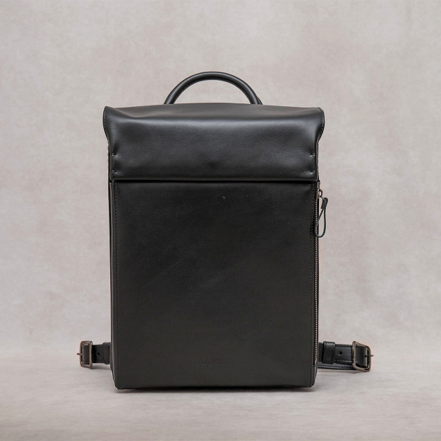 anjoerフラップバッグ