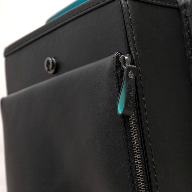 anjoerフラップバッグ