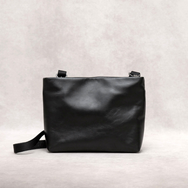 anjoerサコッシュ