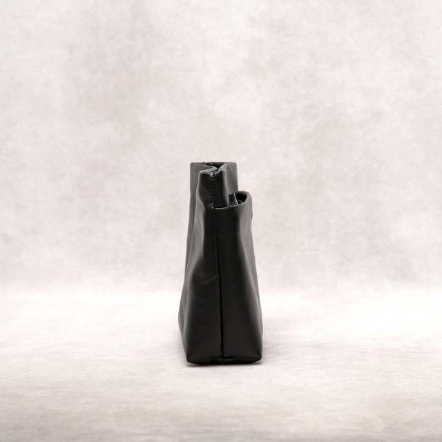 anjoerサコッシュ