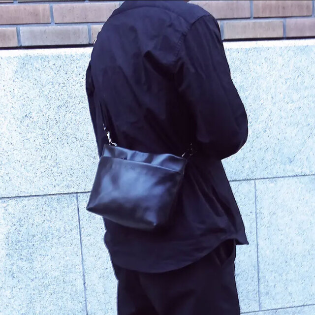 anjoerサコッシュ