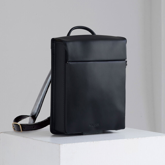 anjoerフラップバッグ