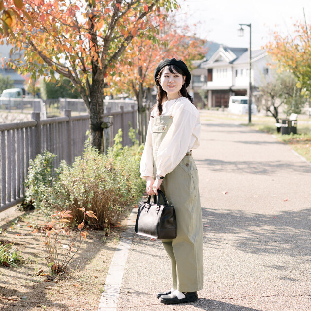 地生トート・モデル