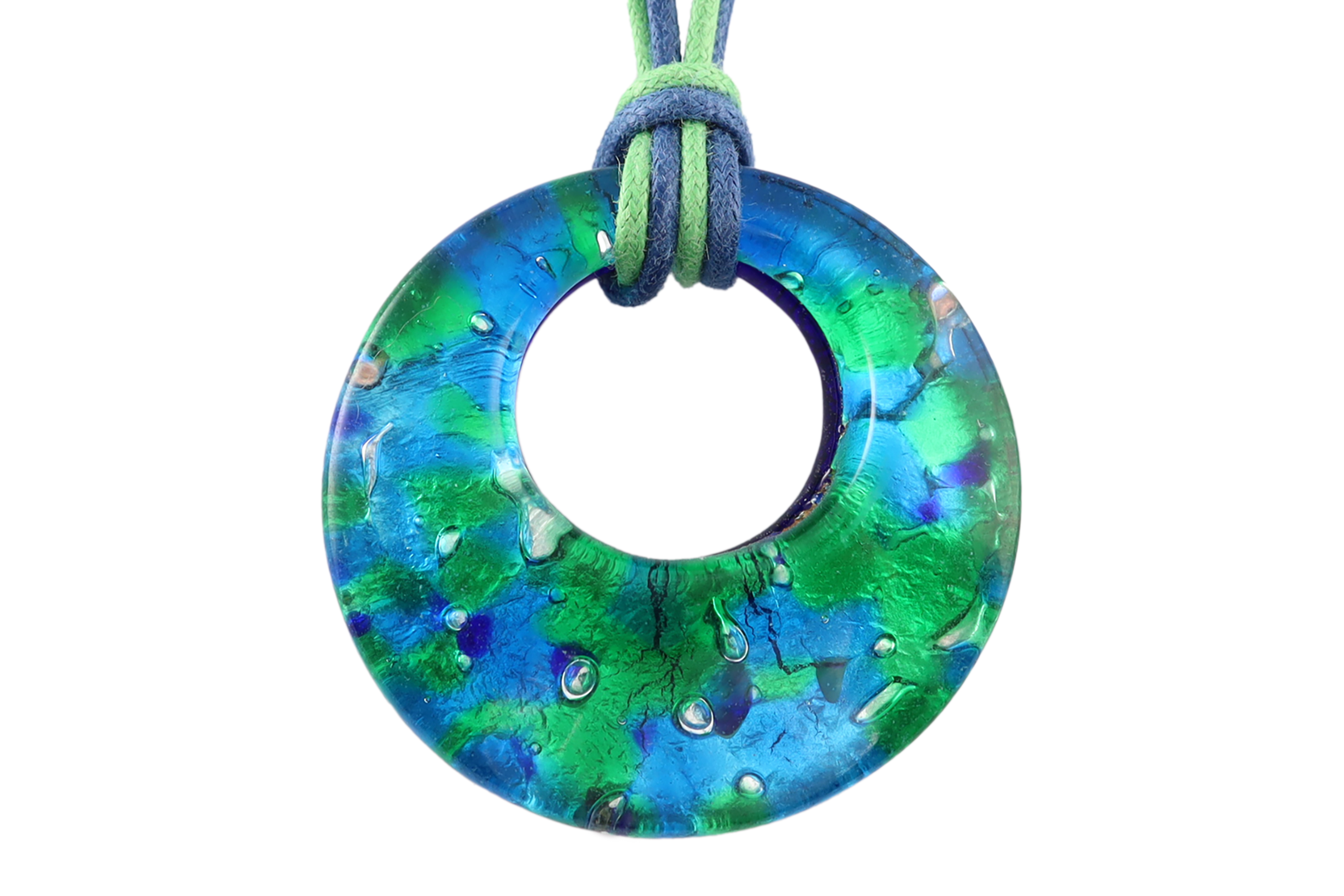 ムラーノグラスペンダント　ドーナツ型ペンダントトップ40mm　ブルー×グリーン＆シルバー　 フリーサイズネックレス付き