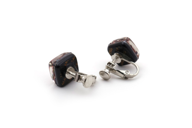 ムラーノグラス　スクエア型イヤリング