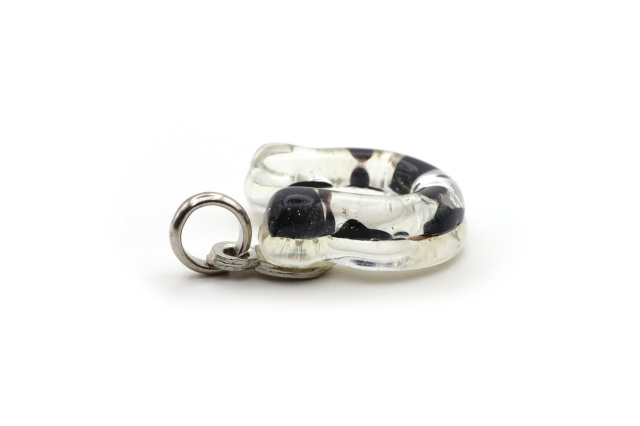 ムラーノグラスペンダント　馬蹄のペンダントトップ