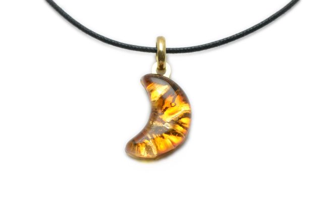 ムラーノグラスペンダント　月型ペンダントトップ18mm　ゴールドカラー＆ゴールド　ネックレス付き