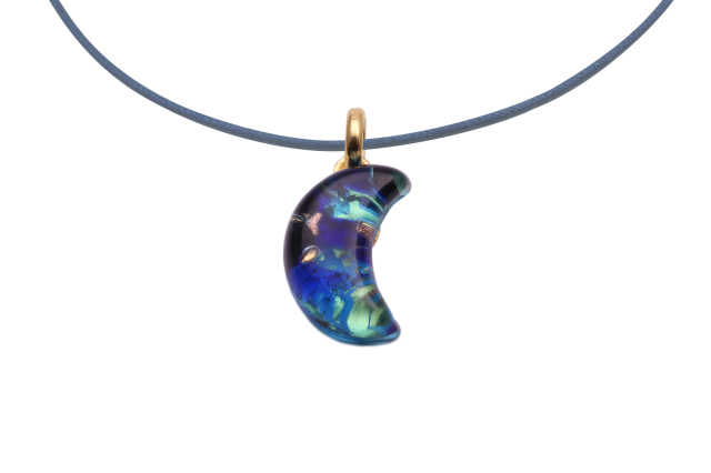 ムラーノグラスペンダント　月型ペンダントトップ18mm　ブルー＆ゴールド　ネックレス付き