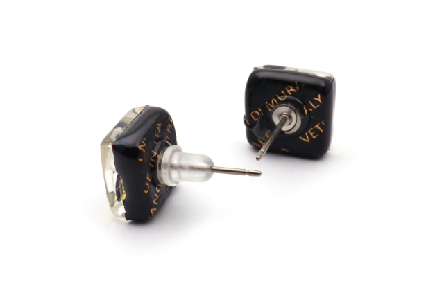 ピアストリーネ　ピアス　スクエア型