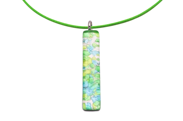 ムラーノグラスペンダント　スクエア型ペンダントトップ50mm×10mm　グリーンモザイク＆シルバー ネックレス付き