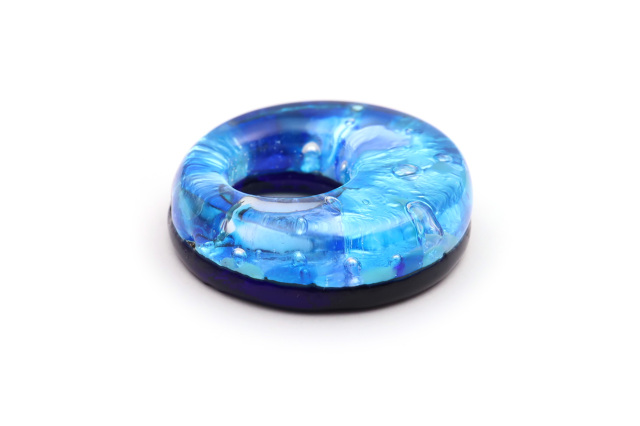 ムラーノグラスペンダント　ドーナツ型ペンダントトップ25mm