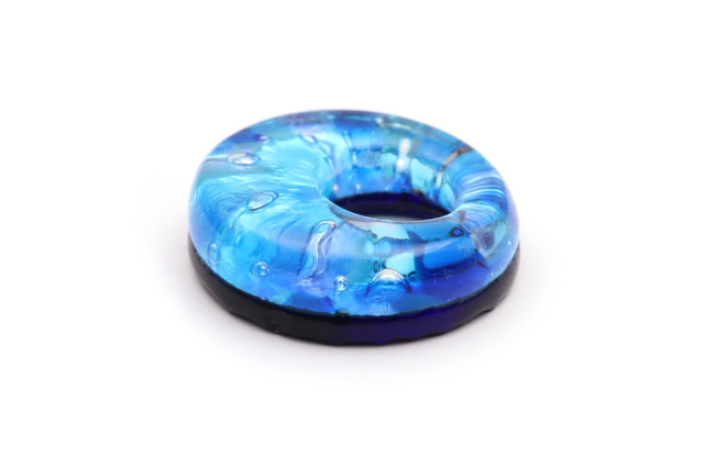 ムラーノグラスペンダント　ドーナツ型ペンダントトップ25mm