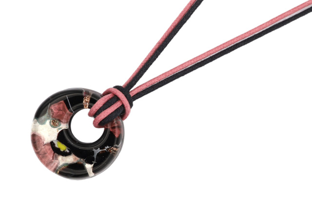 ムラーノグラスペンダント　ドーナツ型ペンダントトップ25mm