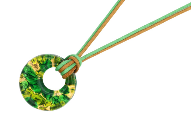 ムラーノグラスペンダント　ドーナツ型ペンダントトップ25mm