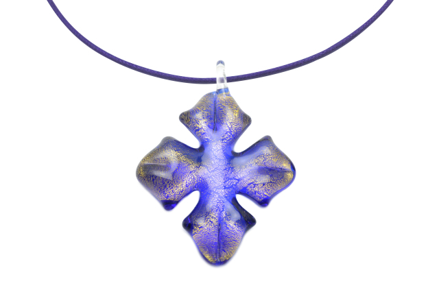 ランプワーク　クロス型ペンダント