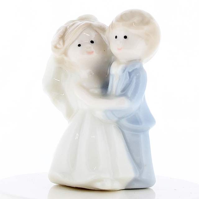 美品　非売品　入手困難　ディズニー　結婚式　オルゴール ディズニー創立100周年記念＜夢と魔法のメロディ＞会津塗オルゴール新