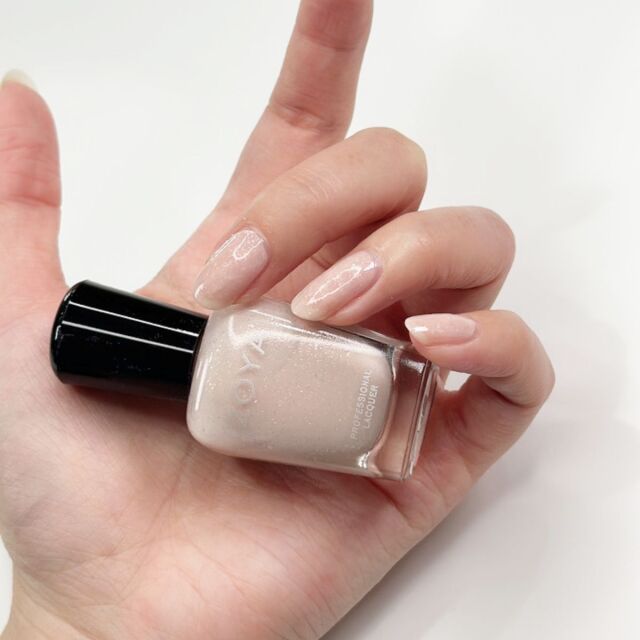 ZOYA ネイル　マニキュア ZOYA ゾーヤ ゾヤ ネイルカラー DAZZLE 15mL 自爪 の為に作られ