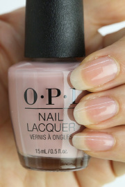 Opi ベージュ系ヌード系