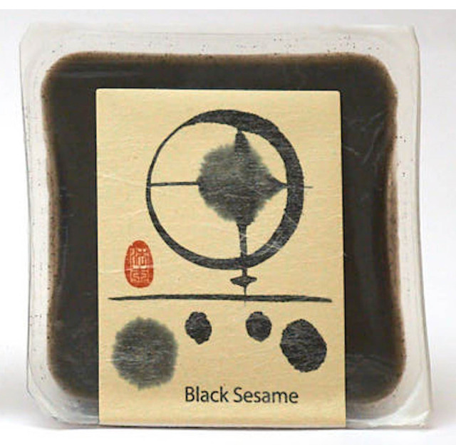 黒胡麻とうふ 100g （ごまタレ付き）
