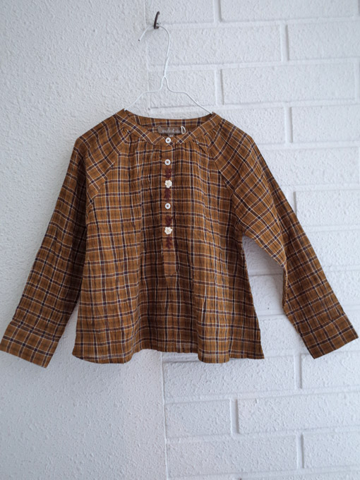 emile et ida フランス子供服　エミールエイダ　ノーカラー刺繍ブラウス