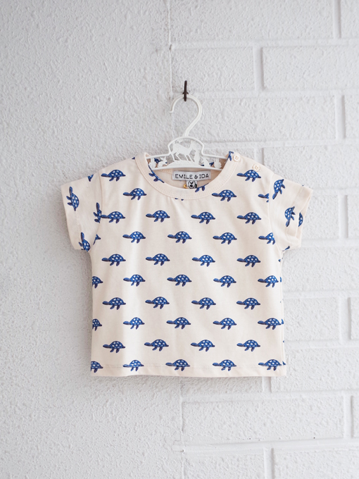 emile et ida　Ecru organic cotton turtles T-shirt　ボーイズ　カメプリントTシャツ