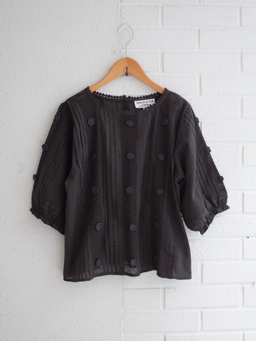 emile et ida woman　エミールエイダ　Asphalt embroidered flower lace blouse　刺繍ブラウス