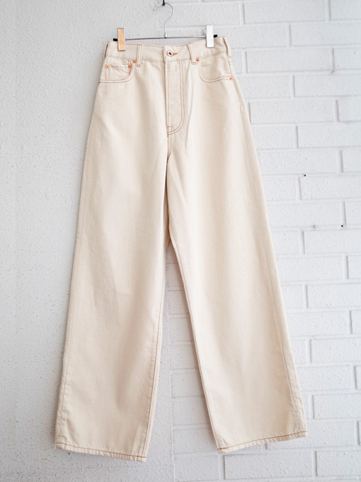 bellerose woman　ベルローズウーマン　ワイドホワイトデニム