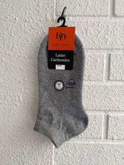 フランスブランド　DOREDORE 　ウールカシミアショートソックス