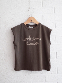 weekend house kids.　Weekend logo t-shirt no sleeve　ロゴノースリーブＴシャツ