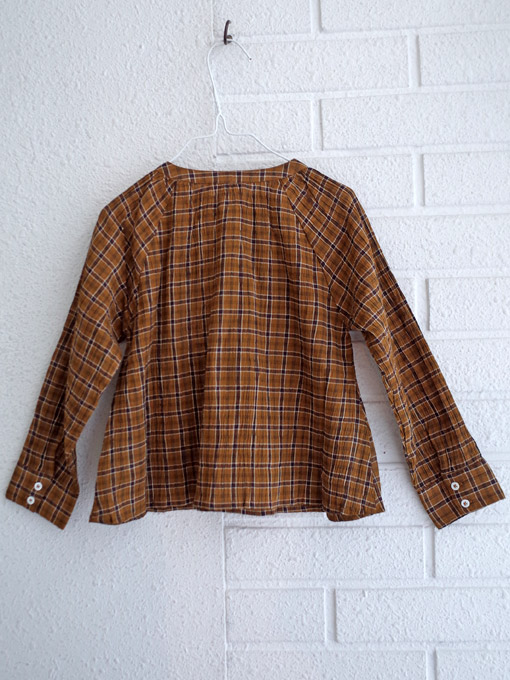 エミールエイダ emile et ida 半袖デニム刺繍ブラウス（エミール