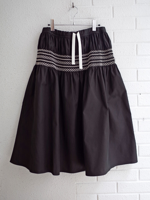 プラダ PRADA P199N S182 10ES スカート プラダ PRADA スカート【中古  