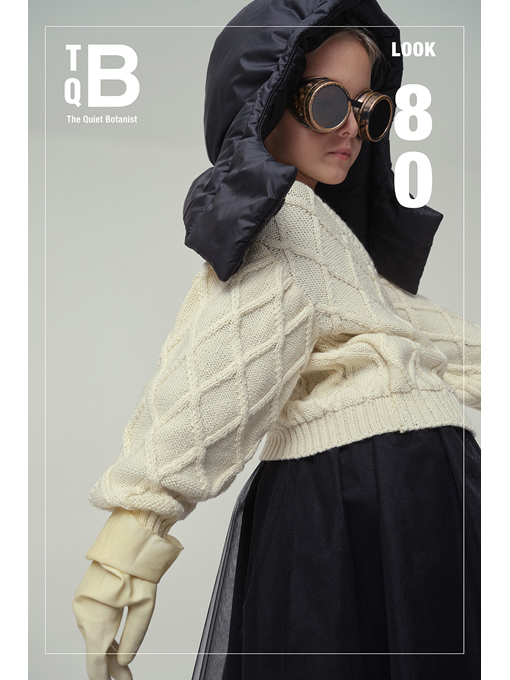 アランニットVネックカーディガン Little Creative Factory