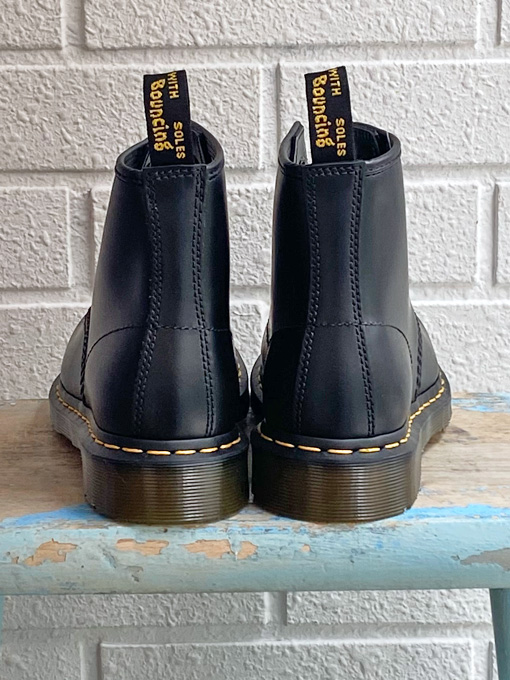 ドクターマーチン(Dr.Martens) 6ホール　UK9 ステューシー」×「ドクターマーチン」の6ホールブーツ - TOKION