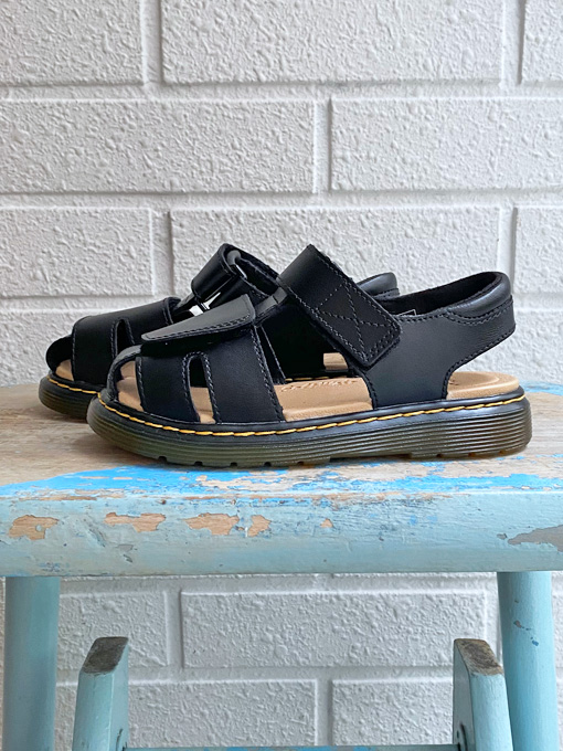Dr. Martens MOBY キッズサンダル OTTI オッティ パリやイタリア 