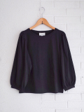 フランスブランド　emile et ida woman 　エミールエイダ　CAYDA　Black long-sleeved organic cotton T-shirt　パフスリーブ長袖Tシャツ