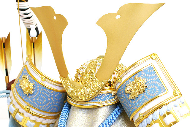 【新品・送料無料】 五月人形 兜 男の子の日 新品 久月 お祝い 出産 五月人形「金色に四君子の兜（収納タイプ）」｜五月人形の通販