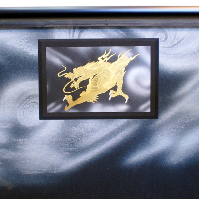 東京久月 五月人形 家紋付き兜飾り ガラスケース入・コンパクトサイズ