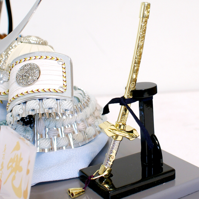 五月人形,久月,兜,家紋,ケース,アクリル,ガラス,コンパクト,QK5