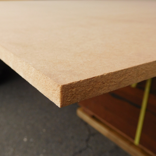 MDF(中密度繊維板)成型板ファイバーボード