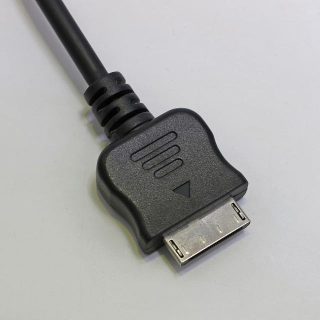 PSPgo専用コンポジット出力ケーブル